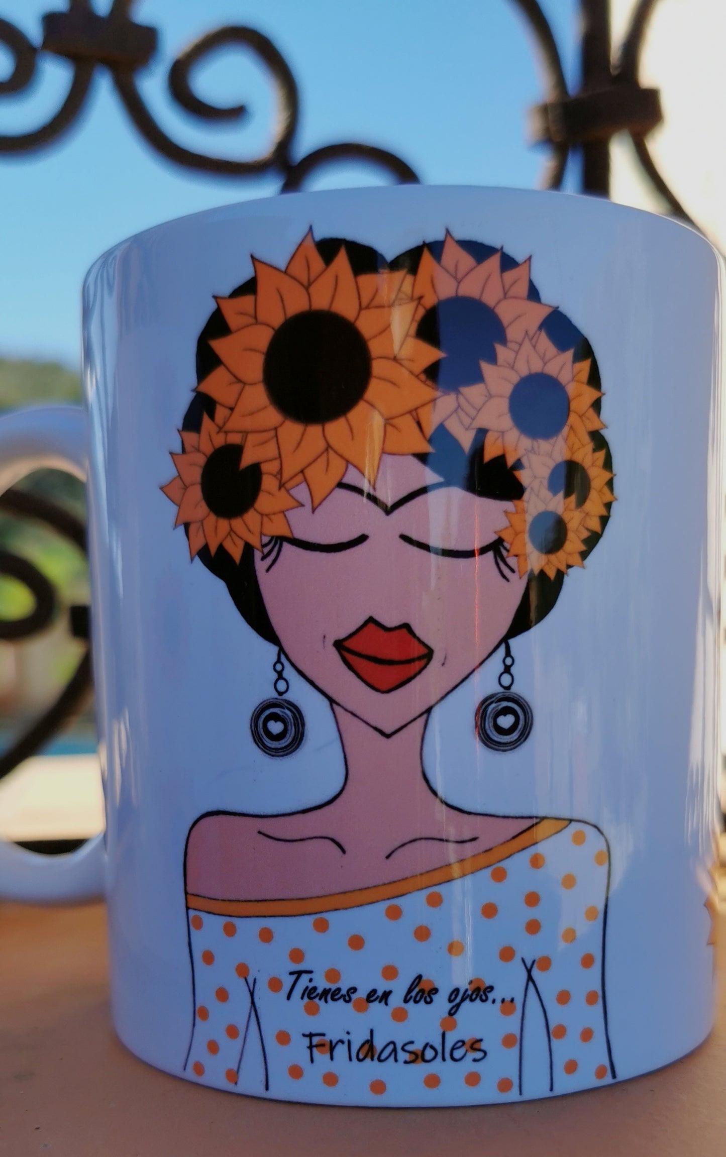 Taza cerámica diseño Fridasoles
