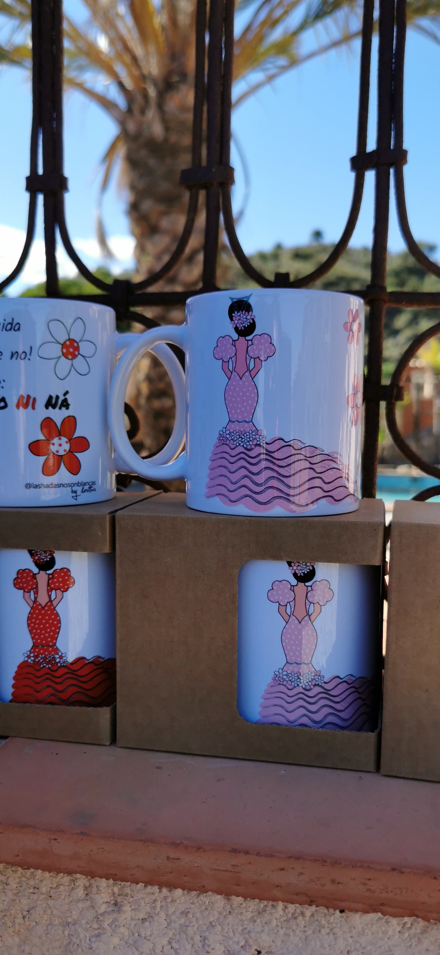 Taza Flamenca con Flores NO NI NÁ