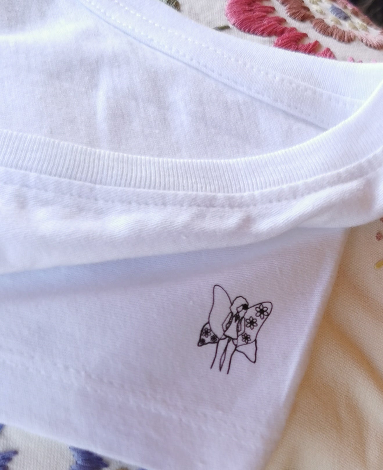 Camiseta "Mi corazón Es de Lunares"